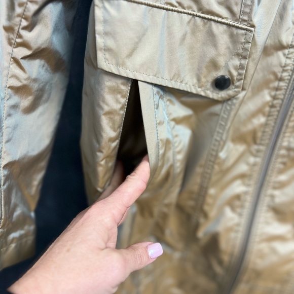 Shimmery gold trench coat/ Rain coat - Picture 5 of 10